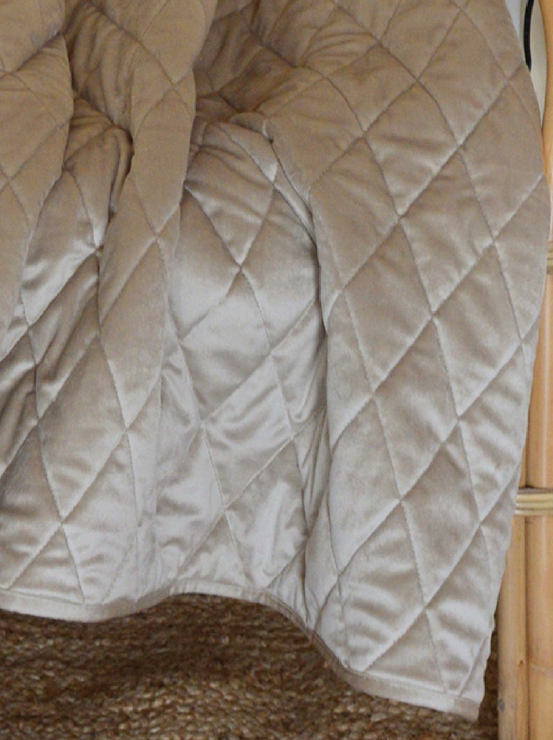 Plaid Canapé en velours matelassé Beige coquille - Kiabi