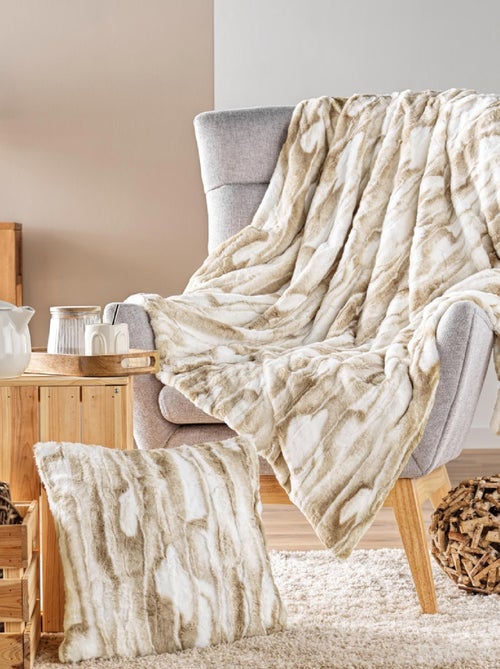 Plaid Cheyenne Imitation Fourrure / Sherpa - Kiabi Plaid Cheyenne Imitation Fourrure / Sherpa - Kiabi