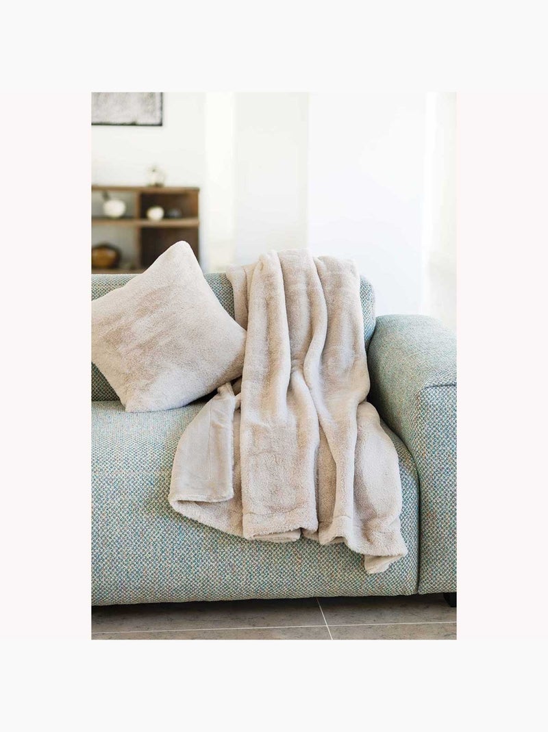 Plaid Double Face Imitation Fourrure et Polaire Beige coquille - Kiabi