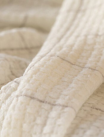 Plaid doux gaufré à carreaux