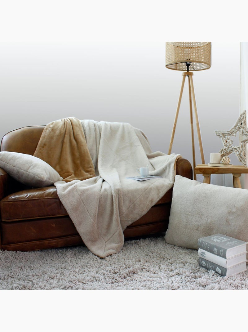 Plaid effet fourrure flanelle 125x150cm Beige - Kiabi