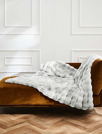 Plaid effet peluche et polaire