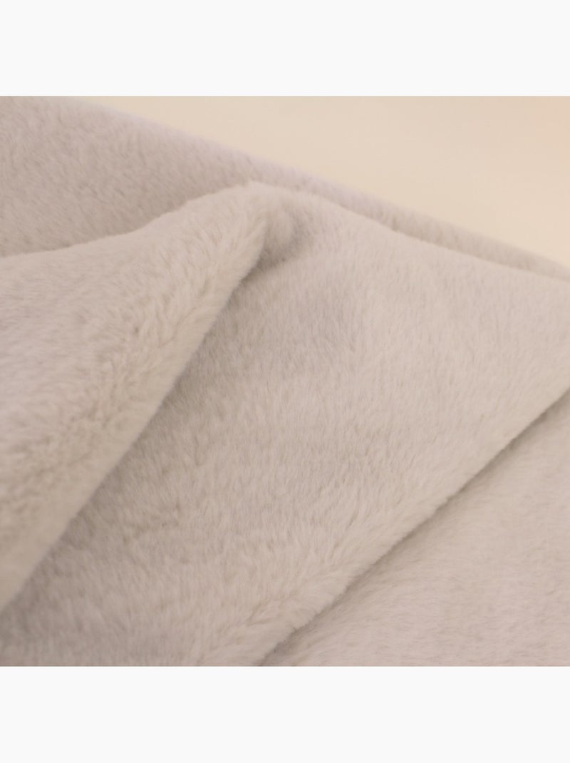 Plaid en fausse fourrure 130x160cm Beige - Kiabi