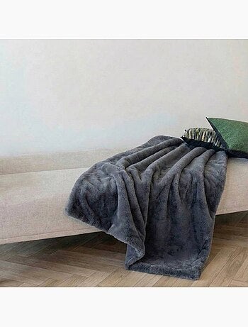 Plaid en fausse fourrure 130x160cm