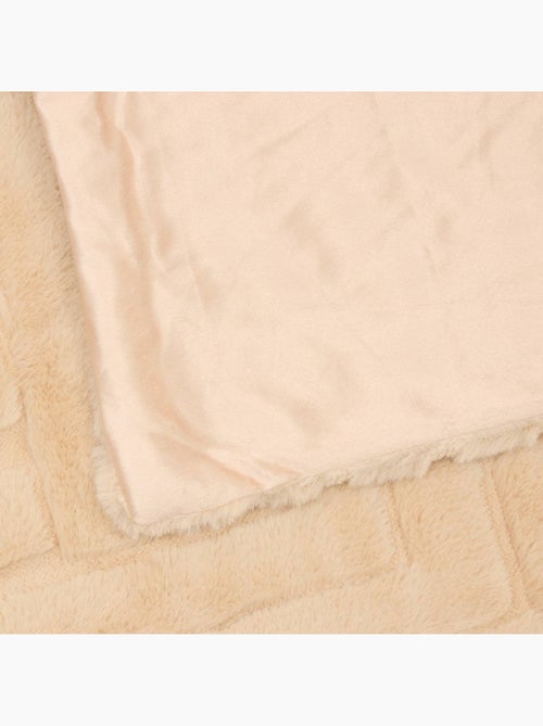 Plaid en fausse fourrure ARKA - Kiabi