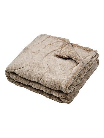 Plaid en imitation fourrure motif vague