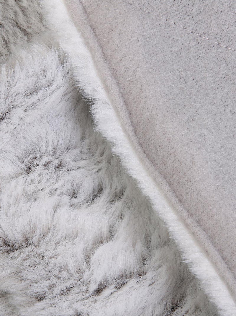 Plaid fausse fourrure collection CARLA Gris - Kiabi