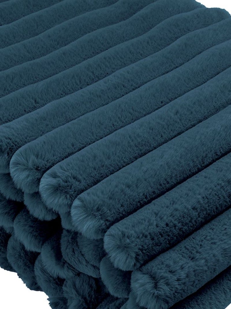 Plaid fausse fourrure côtelé ALBA 130x160 Bleu - Kiabi