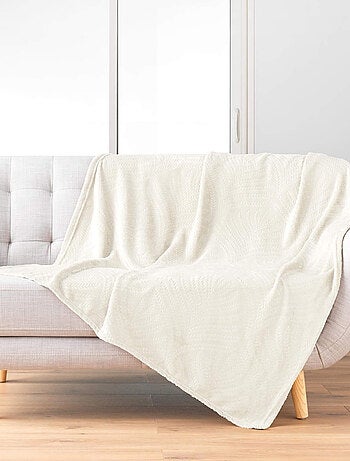 Plaid flanelle relief unie Nelia - Douceur D'intérieur