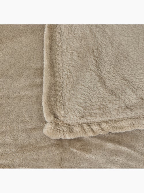 Plaid flanelle uni OLLIS - Kiabi Plaid flanelle uni OLLIS - Kiabi