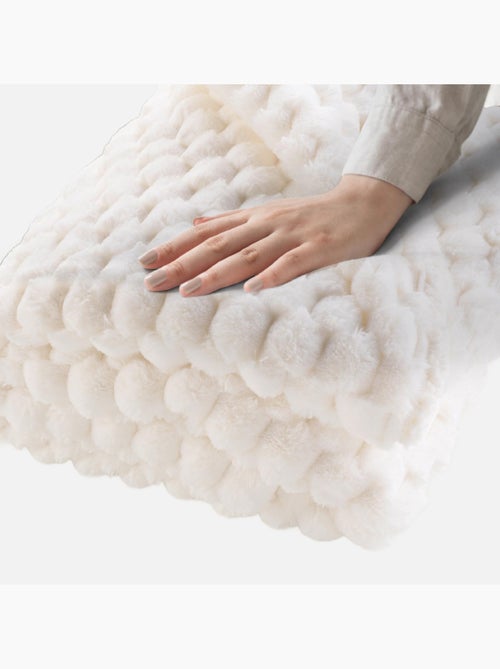 Plaid Frosty Imitation Fourrure / Sherpa - Kiabi Plaid Frosty Imitation Fourrure / Sherpa - Kiabi