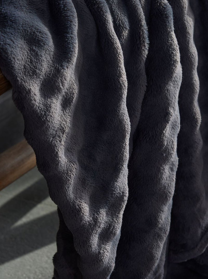 Plaid gaufré uni Gris foncé - Kiabi