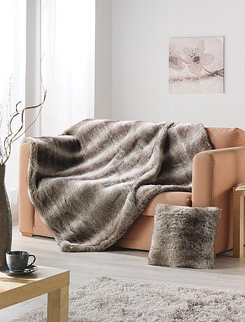 Plaid imitation fourrure - Effet loup brun doublé velours