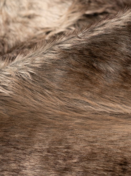 Plaid  imitation fourrure   - Effet loup brun doublé velours - Kiabi