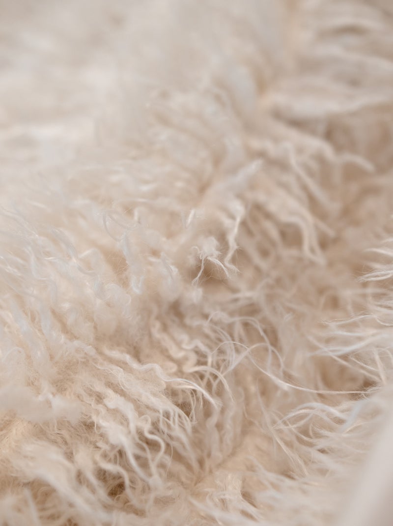 Plaid imitation fourrure à poil long Beige coquille - Kiabi