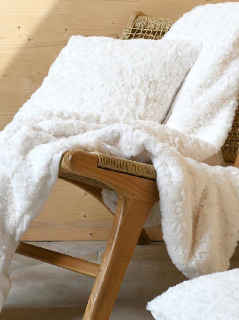 Plaid imitation fourrure chaud et moelleux Ecru - Kiabi