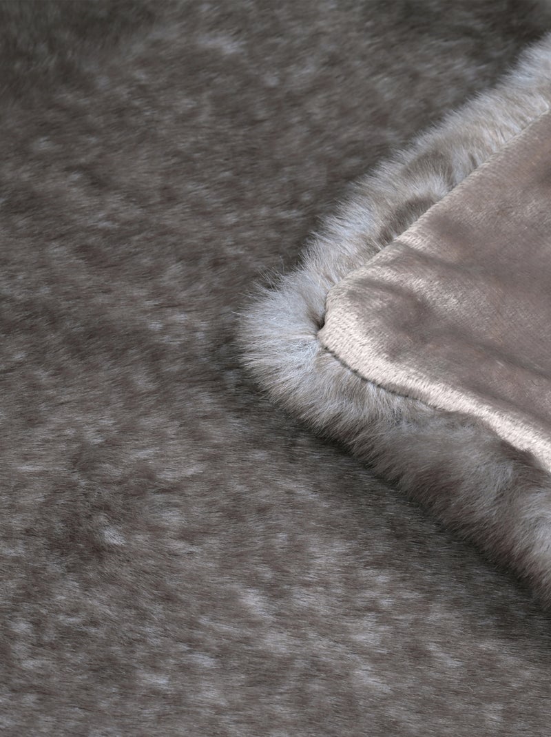 Plaid imitation fourrure douce Taupe - Kiabi