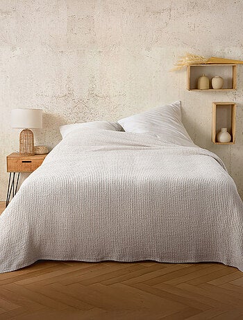 Plaid ou couvre lit 100% coton nid d’abeille