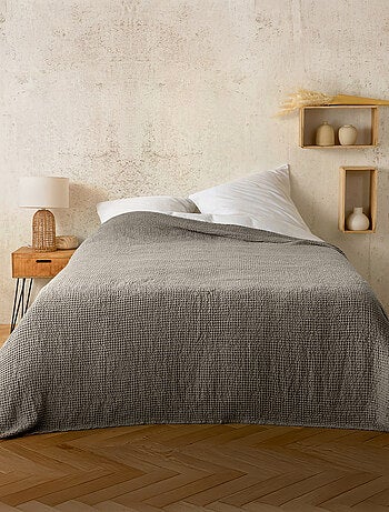 Plaid ou couvre lit 100% coton nid d’abeille