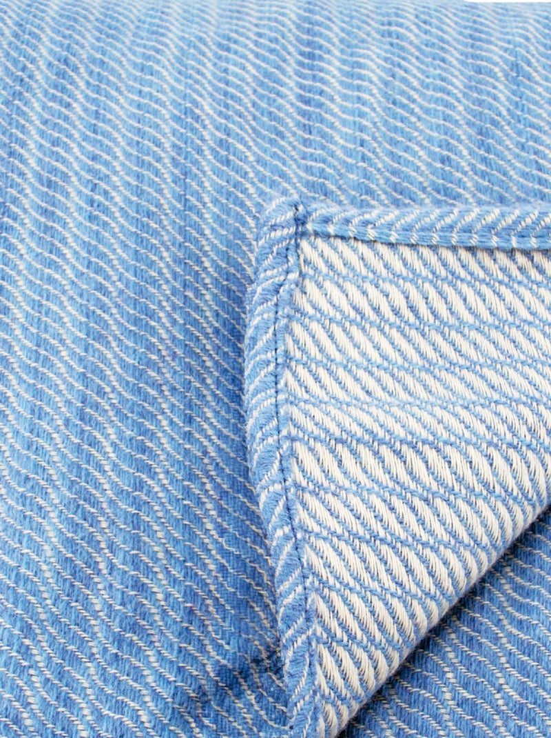 Plaid ou couvre-lit 100% laine Bleu ciel - Kiabi