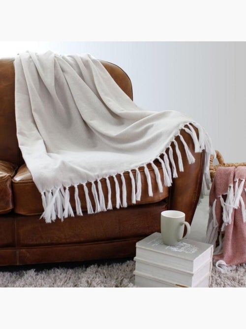 Plaid ou jeté de canapé jacquard Doby - Kiabi Plaid ou jeté de canapé jacquard Doby - Kiabi