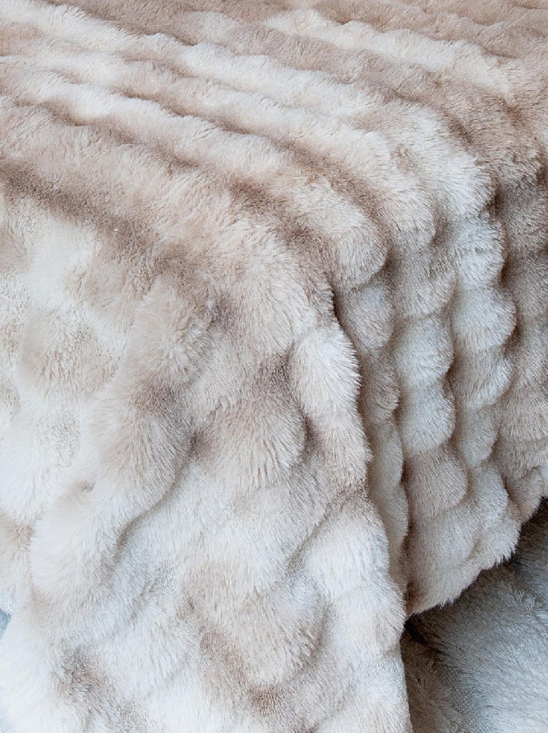 Plaid ou Jeté de Lit Imitation Fourrure Doux Marron foncé - Kiabi