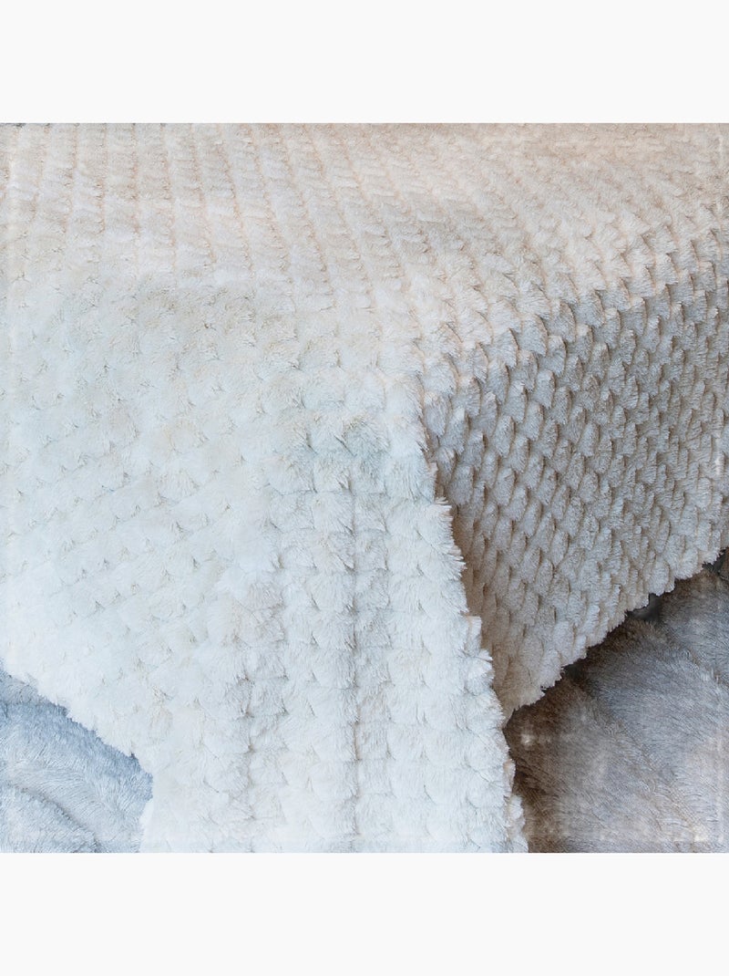 Plaid ou jeté de lit Imitation fourrure relief losange Beige - Kiabi
