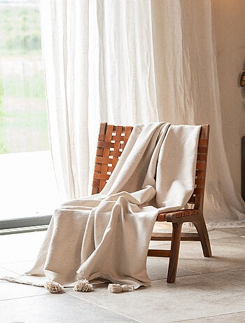 Plaid ou jeté de lit laine à pompons