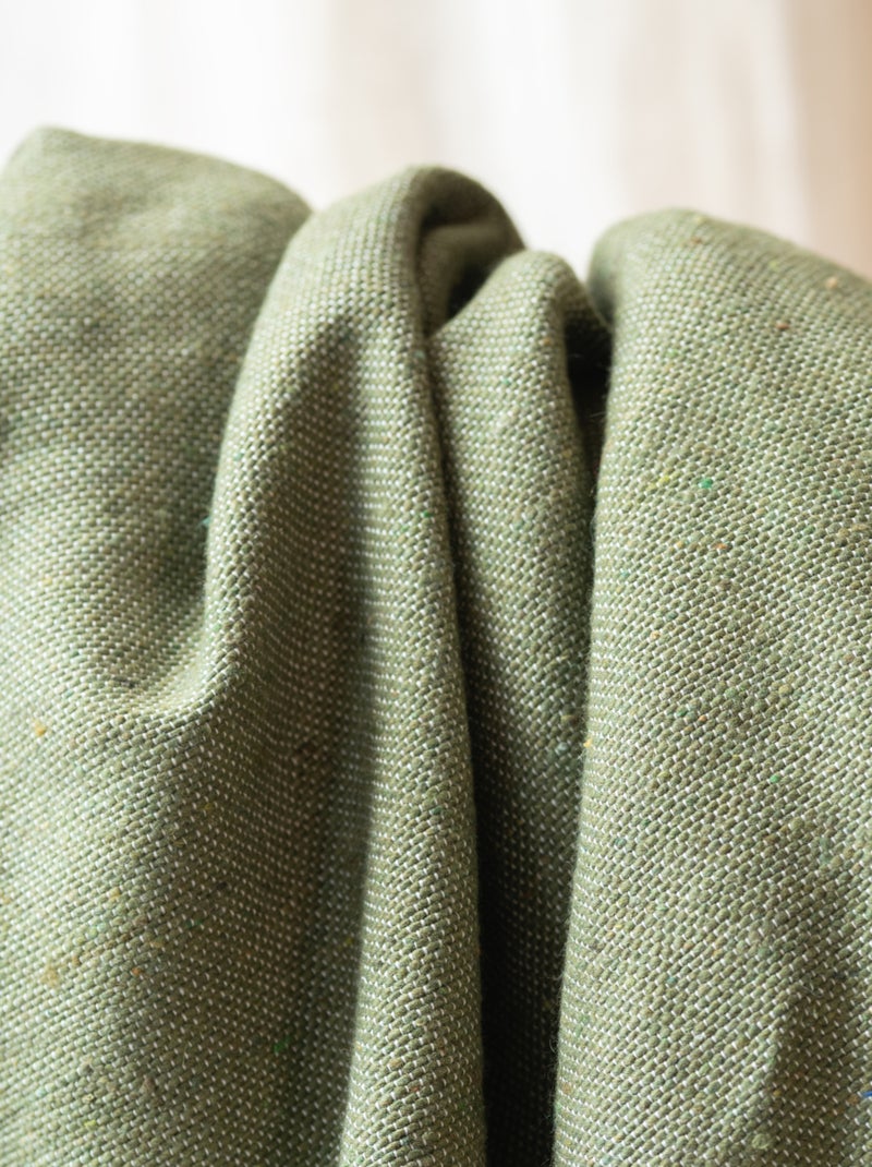 Plaid ou jeté de lit laine à pompons Vert - Kiabi