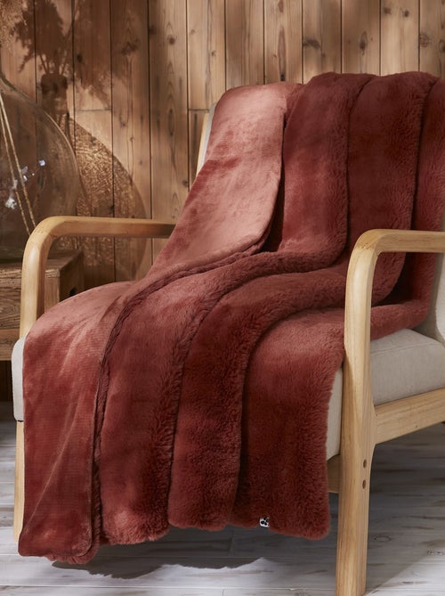 Plaid polaire chaud Odin - Terre de Nuit - Kiabi Plaid polaire chaud Odin - Terre de Nuit - Kiabi