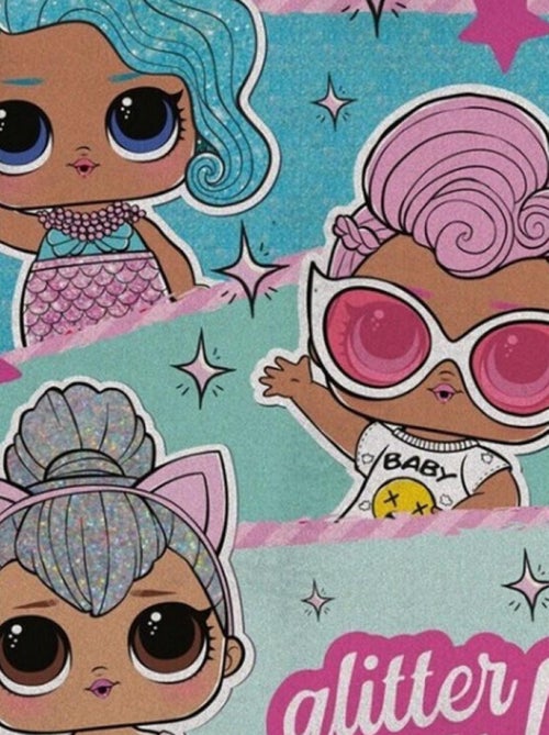 Plaid polaire poupee trois poupées lol fond rose 100x140cm - Kiabi