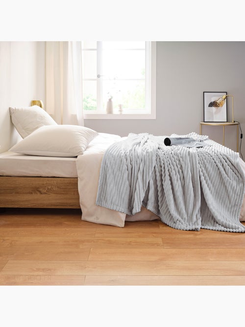 Plaid polyester microvelours DOLCE - Kiabi Plaid polyester microvelours DOLCE - Kiabi