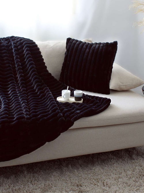 Plaid SELA imitiation fourrure et flanelle - Kiabi