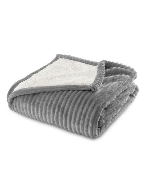 Plaid Sherpa 130x170 cm - Doublé imitation mouton retourné - Tout doux et bien chaud - Kiabi Plaid Sherpa 130x170 cm - Doublé imitation mouton retourné - Tout doux et bien chaud - Kiabi