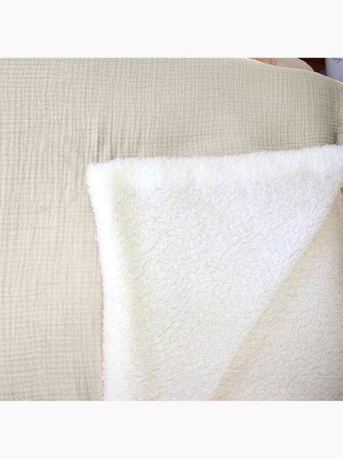 Plaid sherpa et gaze de coton - Kiabi Plaid sherpa et gaze de coton - Kiabi