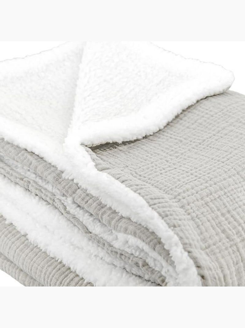 Plaid sherpa et gaze de coton Gris - Kiabi