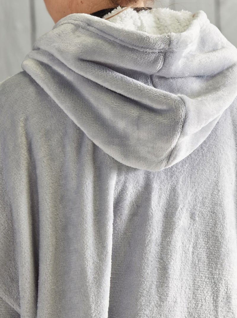 Plaid sweat polaire BIEN AU CHAUD Gris - Kiabi