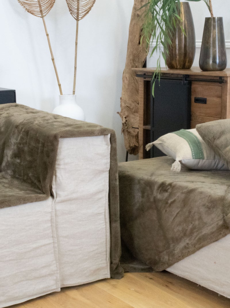Plaid tout doux Taupe - Kiabi