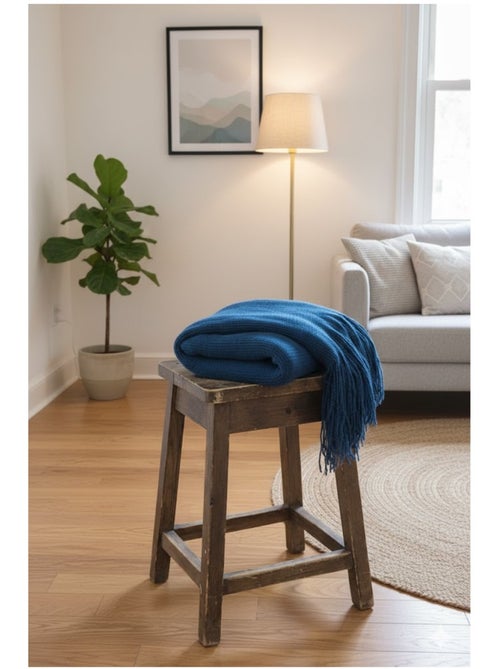 Plaid uni a franges doux et léger - Kiabi