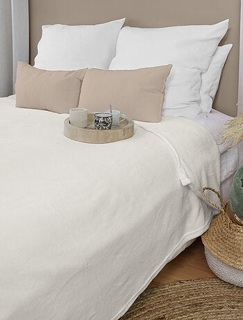 Plaid uni en polaire molletonnée