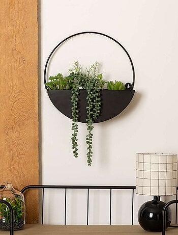 Plante à suspendre avec pot en métal