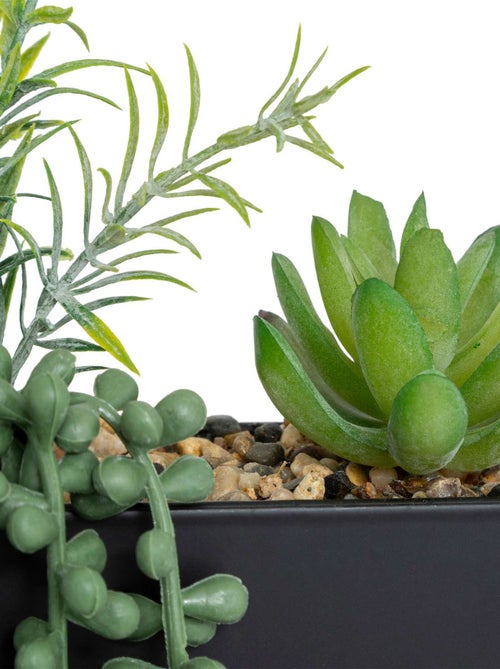 Plante artificielle à suspendre avec pot en métal IMY - Kiabi Plante artificielle à suspendre avec pot en métal IMY - Kiabi