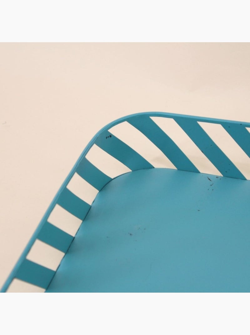 Plateau en métal bleu ajouré 25x35cm Bleu - Kiabi