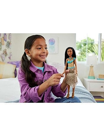 Pocahontas poupée 29 cm, mattel poupée disney princesses habillage et accessoires hlw07