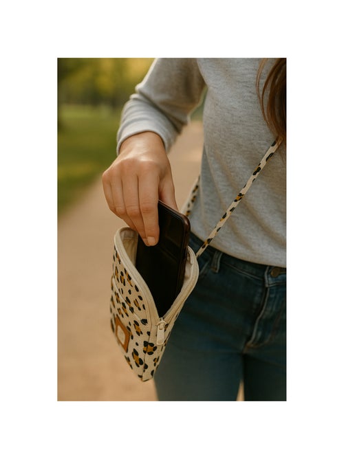 Pochette téléphone en gaze de coton matelassée imprimé Léopard - SAUTHON - Kiabi
