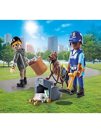 Policier chien de recherche, voleur et accessoires