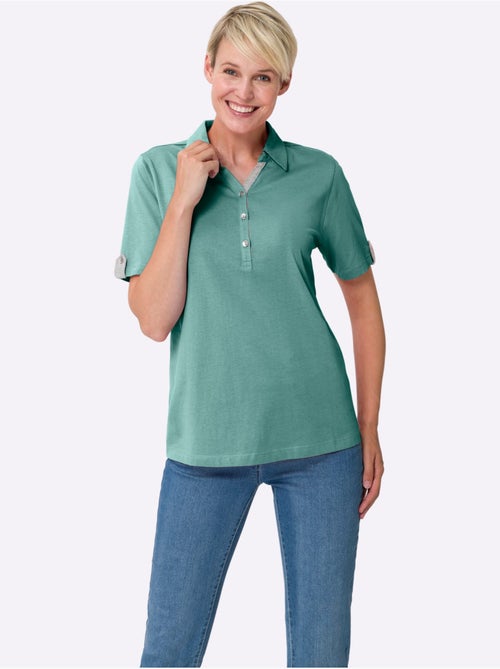 Polo à col V avec manches courtes et empiècement contrasté - Taille standard - Moda Vilona - Kiabi Polo à col V avec manches courtes et empiècement contrasté - Taille standard - Moda Vilona - Kiabi