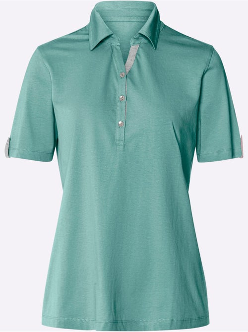 Polo à col V avec manches courtes et empiècement contrasté - Taille standard - Moda Vilona - Kiabi Polo à col V avec manches courtes et empiècement contrasté - Taille standard - Moda Vilona - Kiabi
