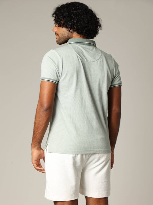 Polo en coton avec col, poche avant et manches à détails contrastants 'Deeluxe' - Kiabi