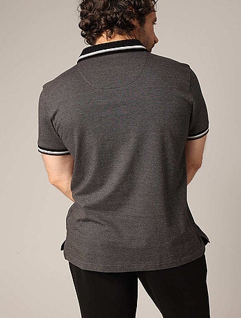 Polo en maille piquée 100 % coton avec col contrasté 'Deeluxe'